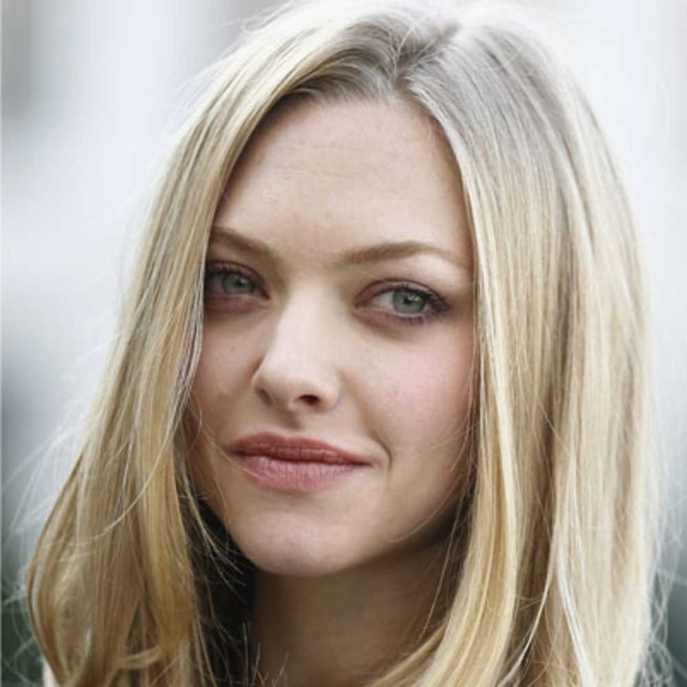 swashvillage-amanda-seyfried-biografi