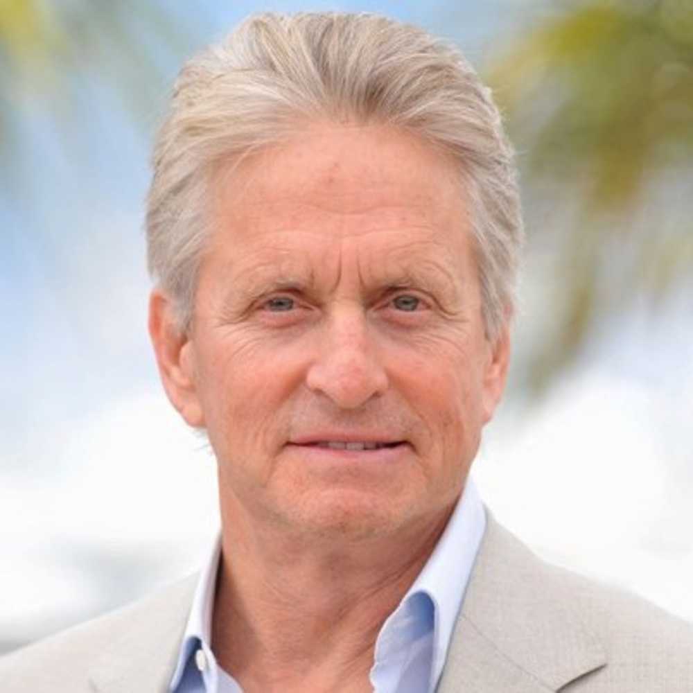 SwashVillage | Michael Douglas Biografie